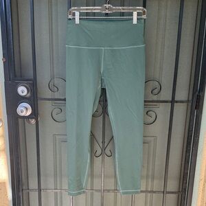 Lululemon Wunder Train High-Rise Tight